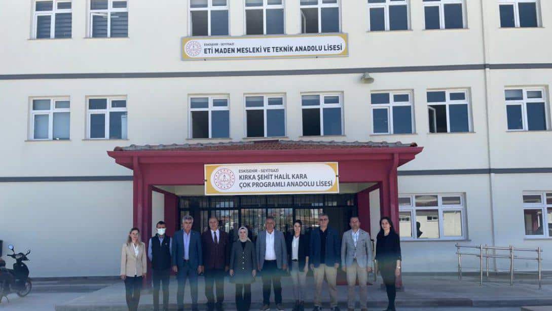 İlçemiz ETİ Maden Mesleki ve Teknik Anadolu Lisesi Müdürlüğüne Ziyarette Bulunuldu.