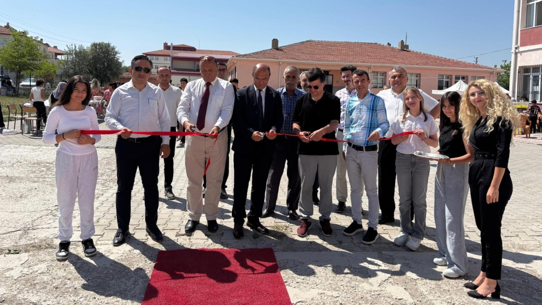 RESİM SERGİSİ ZİYARETİ.
